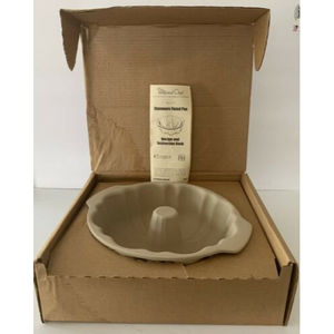 The Pampered Chef Stoneware Fluted Pan 1440